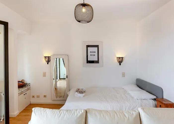 Ocean Glimpse Albufeira