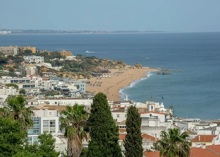 Ocean Glimpse Apartment Albufeira