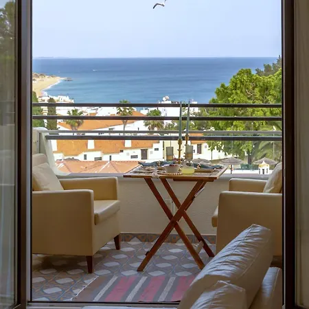 Ocean Glimpse Apartamento *